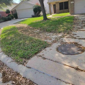 Leaf Removal by G&#039;z cuttz and landscaping reviewed on September 6, 2025