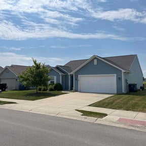 residential landscaping by Raptor Lawn Care LLC reviewed on August 20, 2025