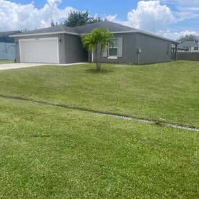 yard maintenance by A+ Student Lawn Care reviewed on August 19, 2025