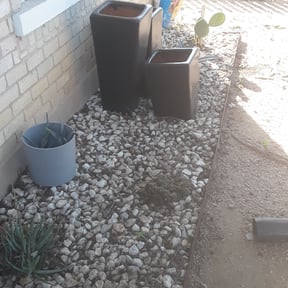 Leaf Removal by Jay Jay & W Landscaping, LLC reviewed on August 17, 2025