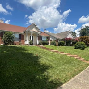 yard care by Crowell Property Improvement reviewed on November 25, 2025