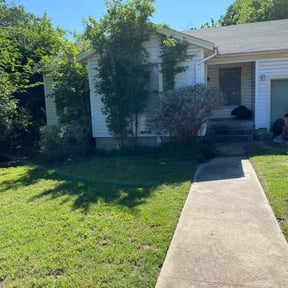 Bush Trimming by MALS Pressure Washing And Lawn Care reviewed on August 17, 2025