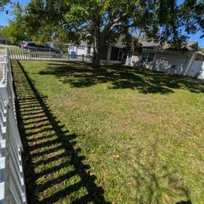 Leaf Removal by Blazin Scapes LLC reviewed on September 10, 2025