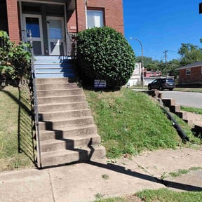 Bush Trimming by Dave’s Lawn Service reviewed on March 31, 2026