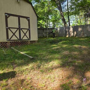Flower Bed Weeding by Greenscape pro reviewed on April 19, 2026