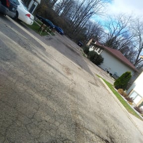 Leaf Removal by Style Loft Lawn Care reviewed on September 8, 2025