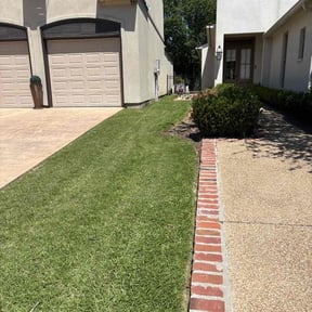 lawn care services by Lawless Lawn And Services LLC reviewed on July 6, 2025