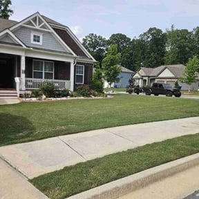 yard maintenance by Phillip Landscape reviewed on August 16, 2025