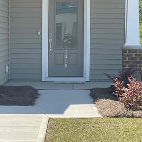 residential landscaping by Palmetto Land Service reviewed on August 21, 2025