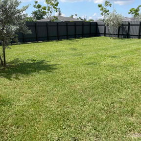 lawn maintenance by Juniors mow n go reviewed on April 29, 2024