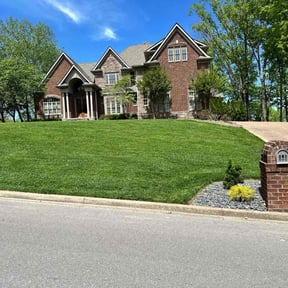 yard care by Clark Lawn Care reviewed on August 20, 2025