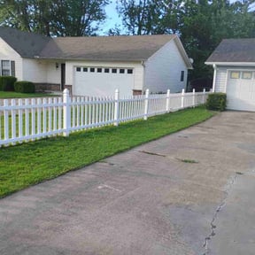 gardening service by We Mow Better Lawn Service reviewed on August 18, 2025