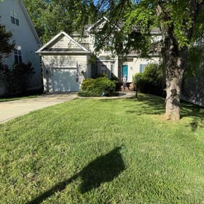 landscaping by Fraire landscaping reviewed on August 17, 2025
