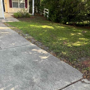 Bush Trimming by Genco Lawns reviewed on August 18, 2025