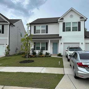 yard care by SON SHINE LAWNS LLC reviewed on August 18, 2025