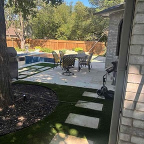 Leaf Removal by Wayfast Handyman reviewed on October 3, 2025