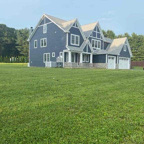 lawn maintenance by K&N Lawncare and Power wash reviewed on August 21, 2025