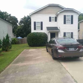 Bush Trimming by A&amp;M Landscaping LLC reviewed on February 12, 2026