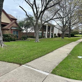 lawn care services by Wilson & Son Lawn Care reviewed on April 2, 2024
