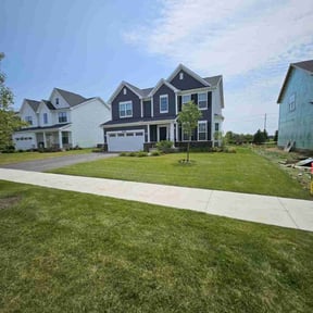 yard maintenance by Kingly Care reviewed on August 18, 2025
