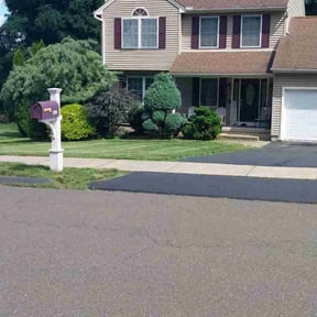 yard maintenance by Onlyhands reviewed on August 20, 2025