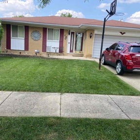 grass cutting by PWS lawn care reviewed on August 18, 2025