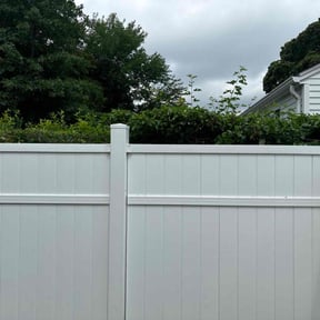 Bush Trimming by RJ landscaping reviewed on August 17, 2025