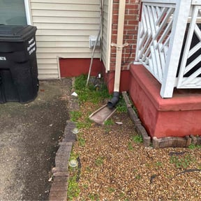 Flower Bed Weeding by Green Lock Property Management reviewed on February 4, 2026