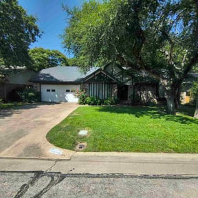 landscaping services by SAN ANTONIO LAWNS LLC reviewed on August 20, 2025