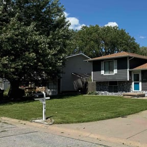 grass maintenance by Great Earth Property Maintenance reviewed on September 23, 2023