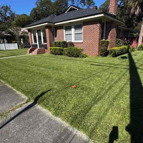 landscaping services by Premium Choice reviewed on August 15, 2025