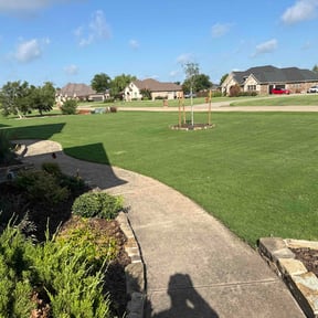 lawn care by Moterra Lawn LLC reviewed on August 18, 2025