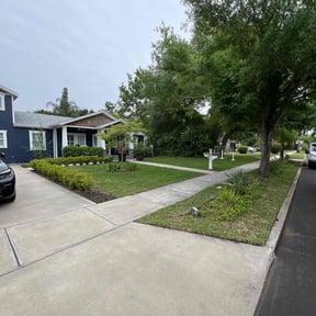 gardening service by Premium Design Landscaping Inc reviewed on August 17, 2025
