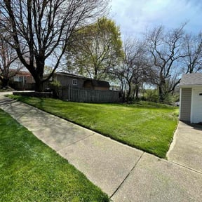 yard work by Kingsmen Lawn Service reviewed on August 16, 2025