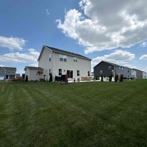 yard service by Scarlet and gray Lawn Care Management LLC reviewed on August 15, 2025