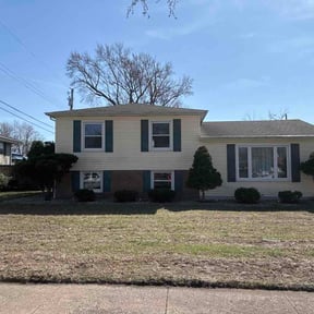 Bush Trimming by Bello Properties reviewed on August 9, 2025