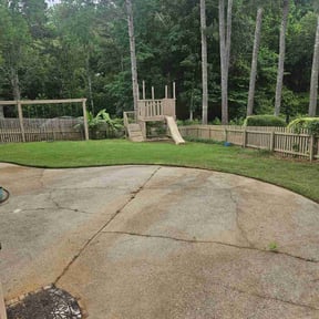 grass cutting by Jay&#039;s Resource reviewed on August 16, 2025