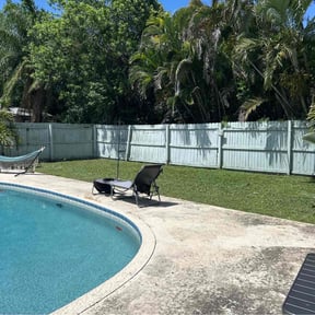 lawn care services by Avanza Landscaping & Maintenance reviewed on November 9, 2017