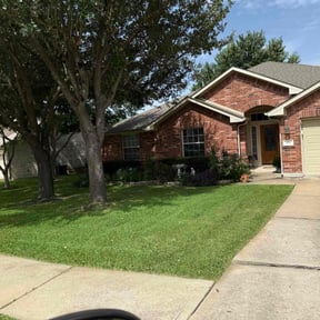 gardening service by Hogans lawncare reviewed on August 18, 2025