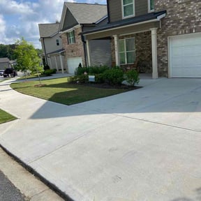 turf care by Roger waddle service llc reviewed on August 17, 2025