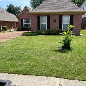 gardening service by K&G Lawn and Garden Services reviewed on August 15, 2025