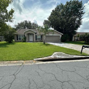 lawn maintenance by GET Tax Service reviewed on April 25, 2024