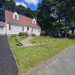 Long Grass Cleanup by G E D Services LLC reviewed on October 2, 2023