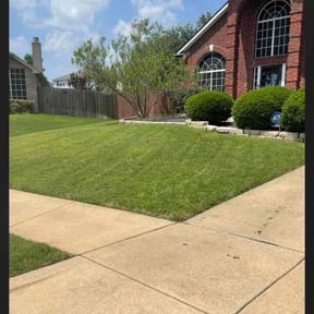 gardening service by Birch Hill Mowing & Property Maintenance reviewed on August 21, 2025