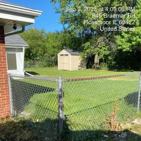 Bush Trimming by Mikeβs lawn care reviewed on August 19, 2025