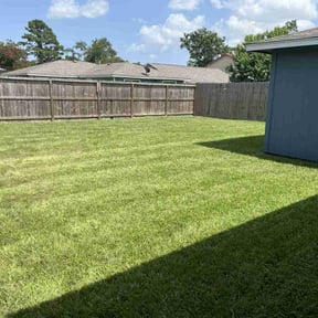 gardening service by Big boy lawns reviewed on August 16, 2025