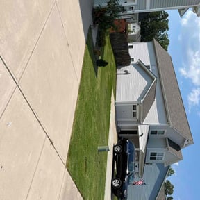 gardening service by Brooks Lawn care services reviewed on August 16, 2025