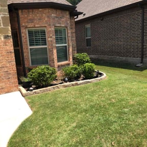Bush Trimming by Wichita Lawn Care L.L.C. reviewed on August 18, 2025