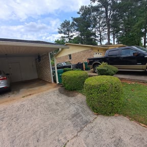 Bush Trimming by Barkley's Landscaping, LLC reviewed on August 20, 2025