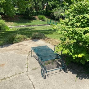Flower Bed Weeding by Matus lawnscaping reviewed on August 21, 2025